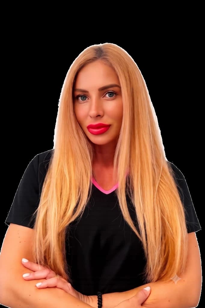Dr. Vasilica Nechita — stomatolog și medic coordonator Rose Dental Expert, clinică stomatologică Suceava
